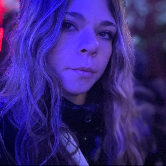 Meet your Posher, Kylee - Picture 1 of 6